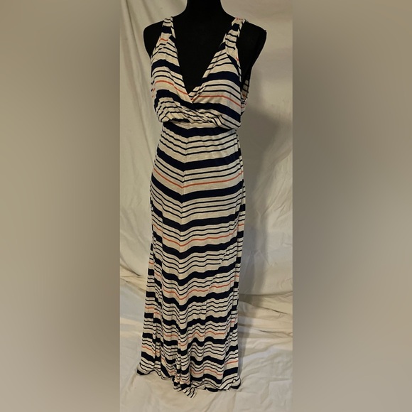 Quicksilver size M maxi dress - Picture 2 of 5
